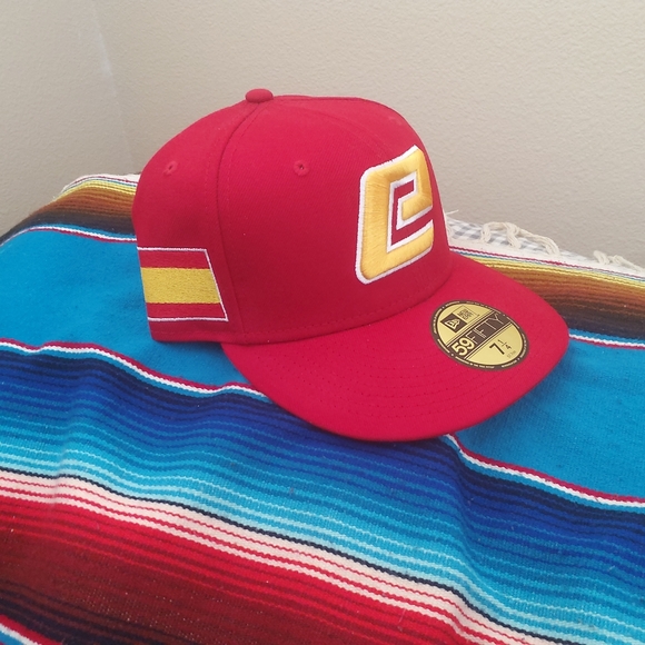 New Era 2023 WBC Spanish National Team On-Field Fitted Hat - Picture 1 of 4